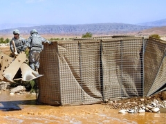 কোরা তোমাকে নিয়ে যাবে ডিফেন্সিভ ব্যারিয়ারের কর্মশালায়।
