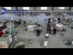 উপরের দৃশ্য আপনাকে নিয়ে যায় রেজার তারের কারখানাটি দেখতে।