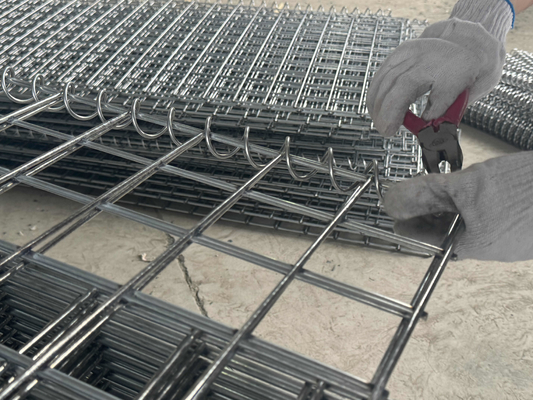 পৃষ্ঠ গরম ডুব Galvanized 200g / m2 বেসশন বাধা দেয়াল প্রতিরক্ষামূলক বাধা সুরক্ষার জন্য
