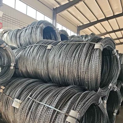 স্টেইনলেস স্টিল রেজার কাঁটাতারের কৌশলগত সুরক্ষা ঘের