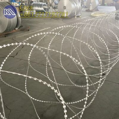 দেশ সীমান্ত সুরক্ষা বেড়া গ্যালভানাইজড বিটিও ২২ রেজার কাঁটাতার