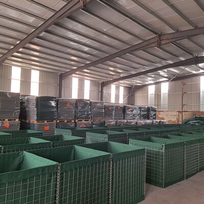 আমেরিকা ক্লাবের জন্য সস্তা দামের নিরাপত্তা প্রতিরক্ষামূলক বাধা বালি বন্যা প্রাচীর পার্থিব