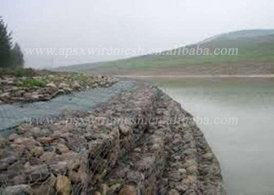 প্যালেটে প্যাক করা প্রসার্য শক্তি 380-400MPa সহ ভারী জিঙ্ক প্রলিপ্ত গ্যাবিয়ন বক্স